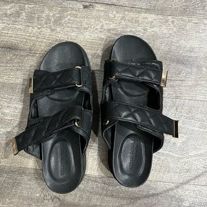 Never worn platform sandal!